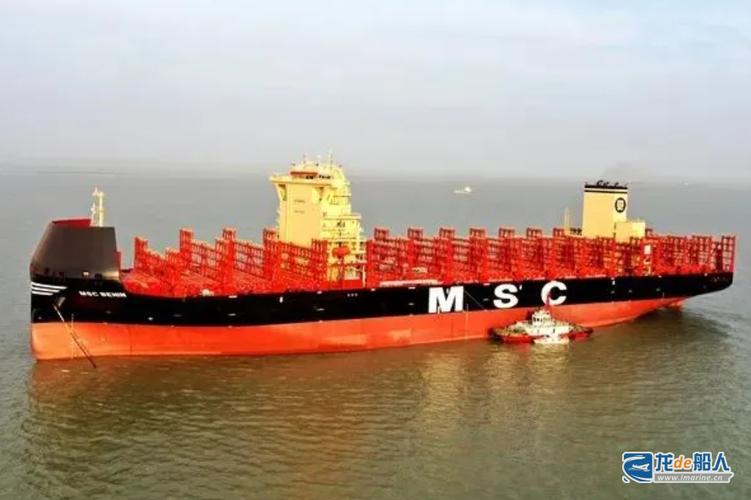 新時(shí)代造船命名交付8100teu lng雙燃料動力集裝箱船
